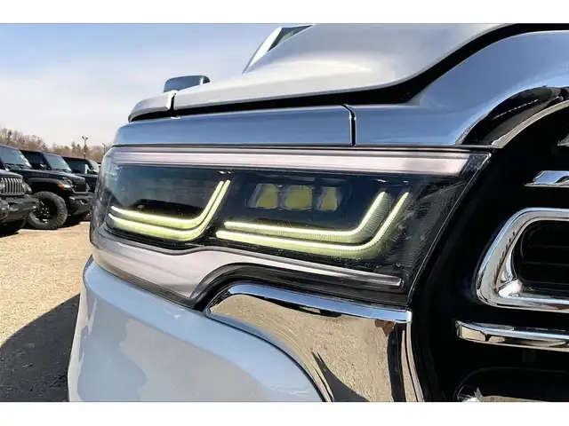 2025 Ram 1500 Longhorn | Fully Loaded | Level A | Panoroof | 4X4 - Photo 30