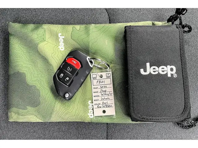 2024 Jeep Wrangler Sahara V6 | Heated Seats | Side Steps | 4X4 - Photo 10