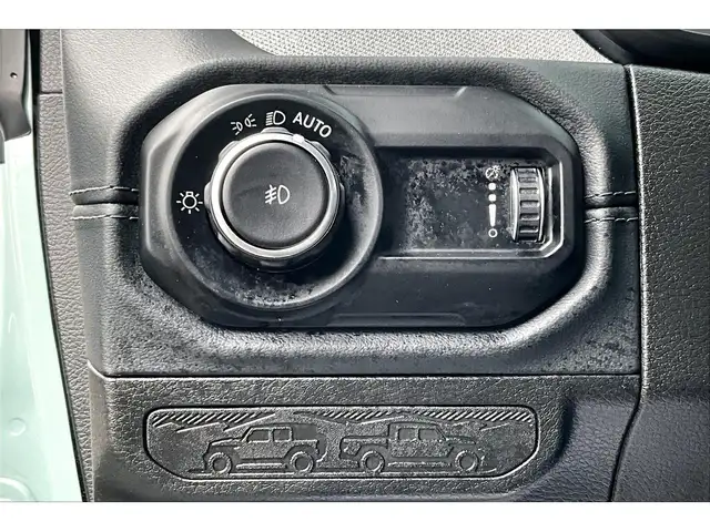 2024 Jeep Wrangler Sahara V6 | Heated Seats | Side Steps | 4X4 - Photo 32