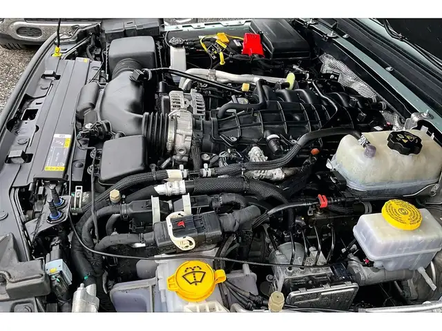2024 Jeep Wrangler Sahara V6 | Heated Seats | Side Steps | 4X4 - Photo 33