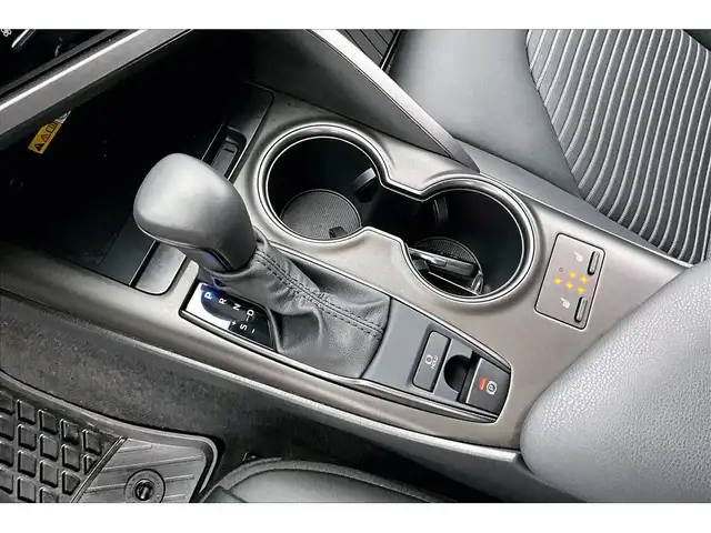 2024 Toyota Camry SE | Heated Seats | Sunroof | 9\' Screen | AWD - Photo 14