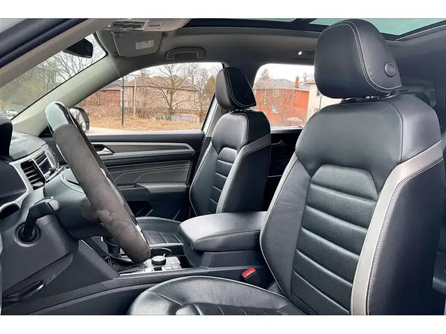 2023 Volkswagen Atlas Highline V6 | Vented Leather | Panoroof | - Photo 25