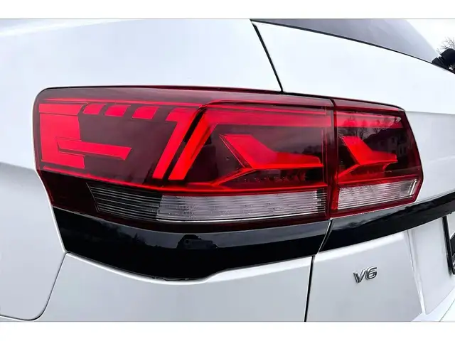 2023 Volkswagen Atlas Highline V6 | Vented Leather | Panoroof | - Photo 31