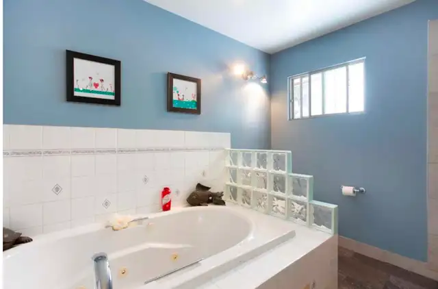 HOUSE & GARAGE STRUCTURE FOR SALE - Photo 7