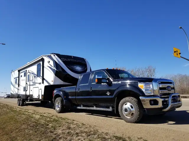 Low Rates on Hauling, Hotshot and Delivery, Call 780-221-8612 - Photo 5
