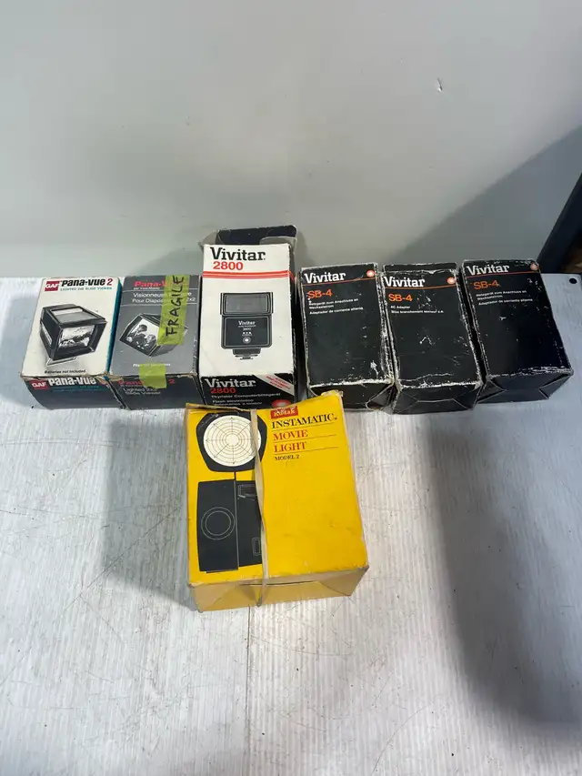 Items sold individually or buy as a lot Vivitar Flashes and GAF