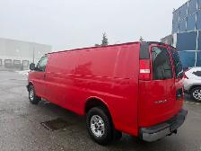 2015 GMC Savana Cargo Van CARGO - Photo 10