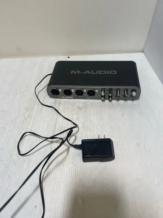 M-Audio Fast Track Ultra