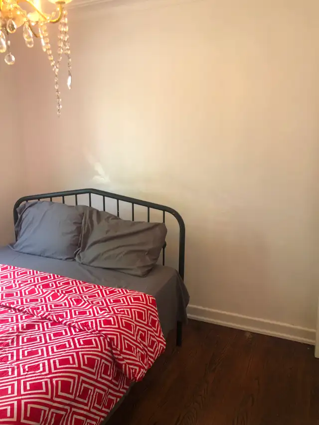 Furnished Room in a Prime Location in Scarborough for Rent - Photo 8
