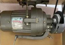 PFAFF Industrial Sewing Machine - Photo 4