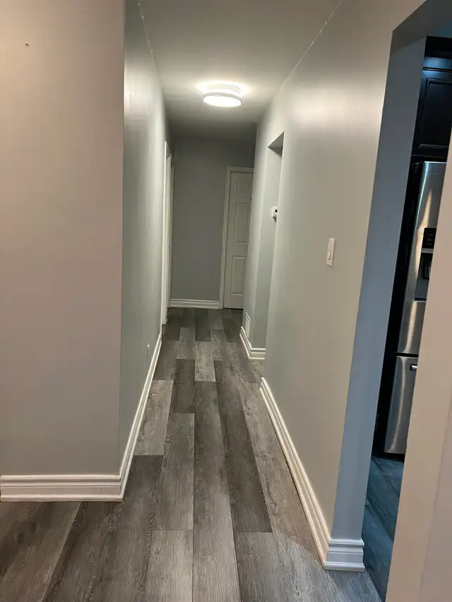 LUXURIOUS 3 BED ROOMS MAIN FLOOR HOUSE IN SCARBOROUH FOR RENT - Photo 4
