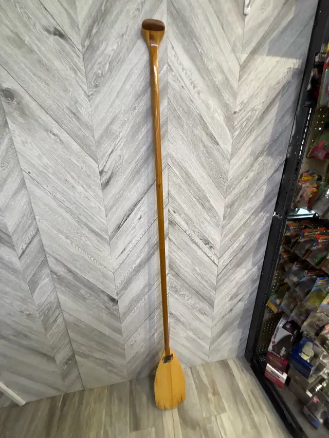 Red Tail 78" Paddle Euro Handle Beaver Tail