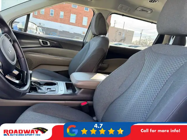 2025 Kia Carnival 8 PASSENGER | HEATED SEATS   STEERING WHEEL... - Photo 11