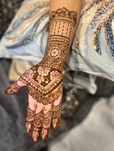 Henna/Mehndi Artist available $10 - Photo 2
