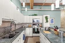 Spacious 1bdrm Loft-style Condo in the iconic Ashdown Warehouse! - Photo 5