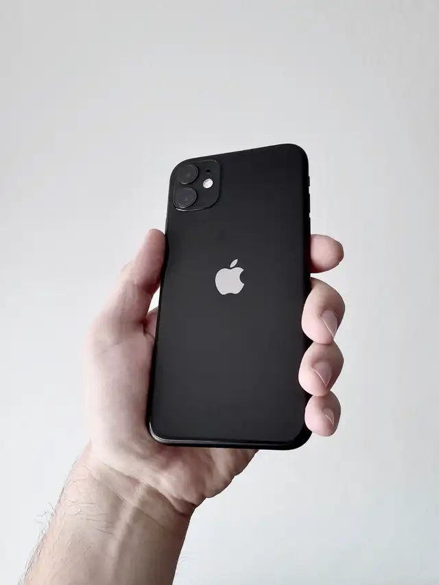 Preowned iPhone 11 - 128GB - $369 with 1-year Warranty - Photo 5