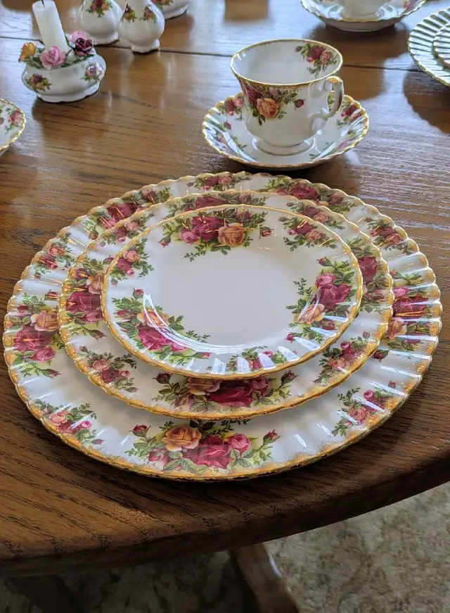 Royal Albert Bone China - Photo 2