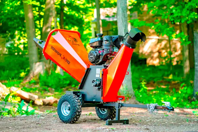 2" Portable Wood Chipper – Lawn & Garden Equipment - Photo 2