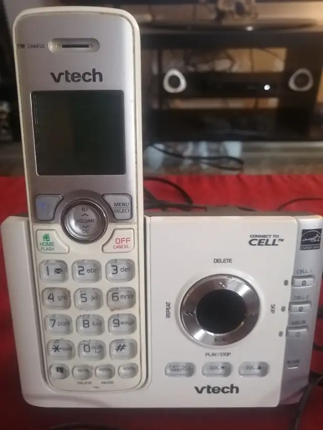 VTech cordless phones one silver one blue $5 each