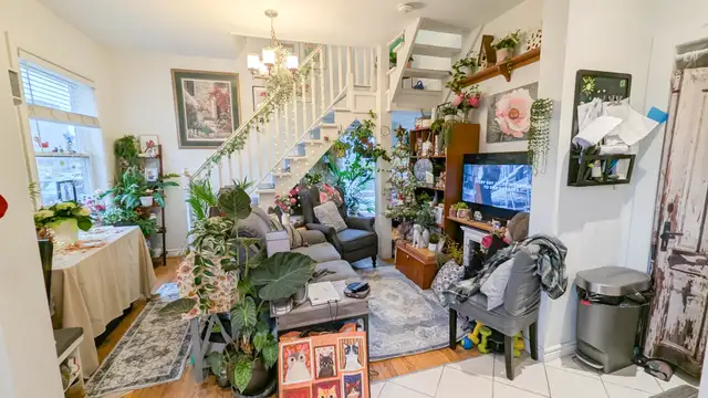 54 West Ave N, Hamilton - 3 Bedroom Apartment