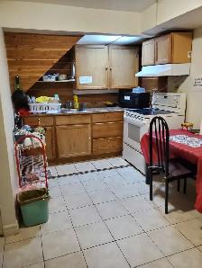 (한국인 환영) Private Basement Room for Rent – Bayview Village - Photo 5