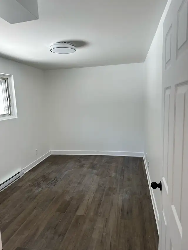 a louer 4 1/2 Montreal Nord semi-sous-sol - Photo 7