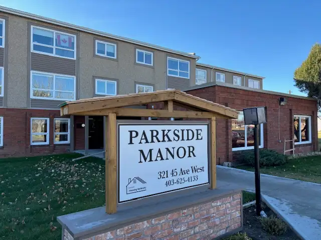Senior Apartment For Rent in Claresholm