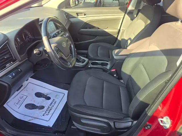 2017 Hyundai Elantra - Photo 9