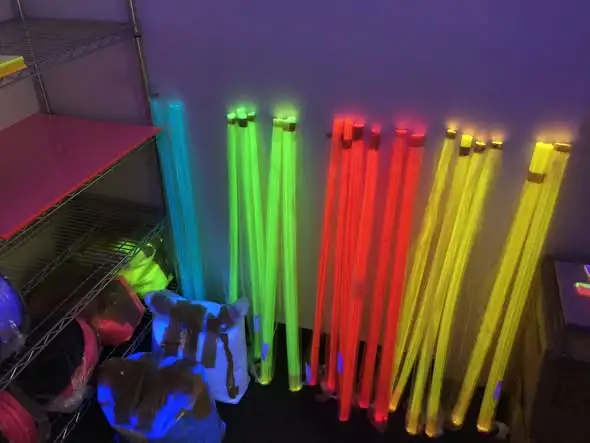 UV Art Supplies & Decor - Photo 2