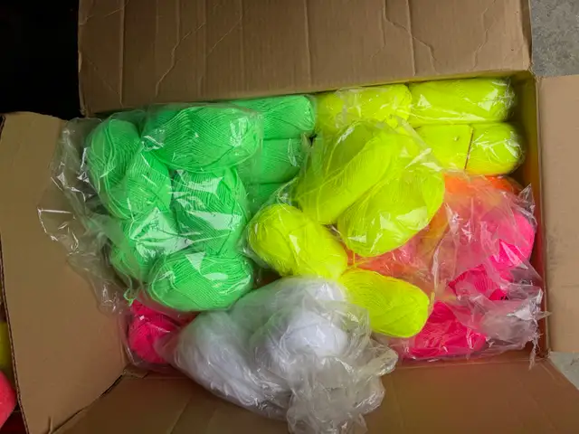 UV Art Supplies & Decor - Photo 5