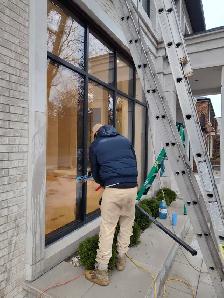 Toronto Window Cleaning Experts – Exterior, Interior, High-Rise - Photo 2
