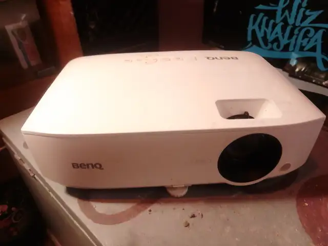 BenQ: 3D Ready HD, DLP Projector - WOW Price! - Photo 3