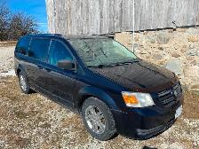 2010 Dodge Grand Caravan - Photo 2