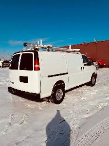 2012 Chev Express Cargo Van - Photo 3