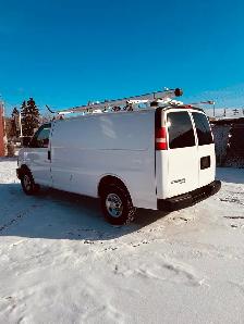 2012 Chev Express Cargo Van - Photo 4