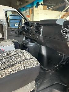 2012 Chev Express Cargo Van - Photo 8