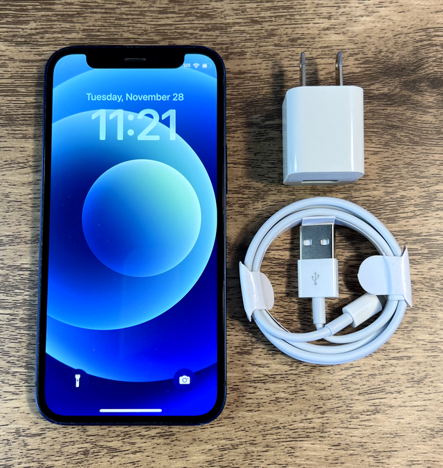 Iphone 12, aucun scratch ✔️✔️✔️✔️