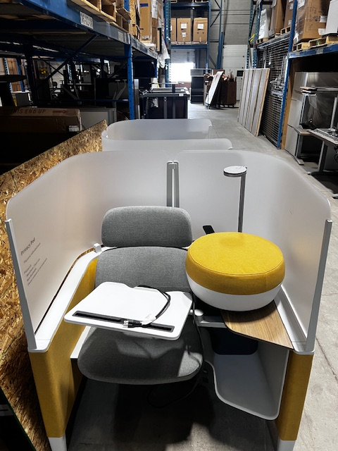 Steelcase Brody Touchdown carousel chairs