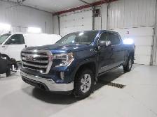 2022 GMC Sierra 1500 SLE Crew Cab V8 4X4 - Photo 2