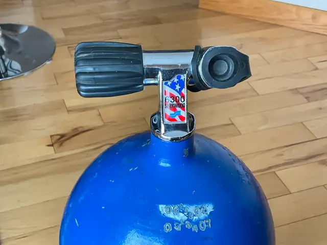 Steel Scuba Gas Tank. - Photo 3