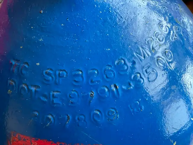 Steel Scuba Gas Tank. - Photo 5