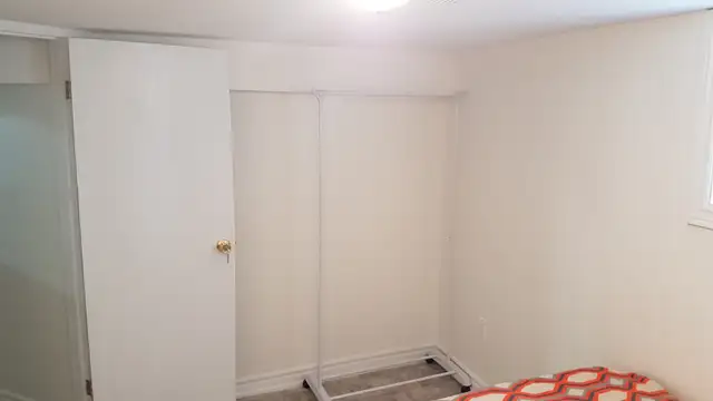Private Room for Rent-Scarborough-Victoria Park Subway-April 1st - Photo 4