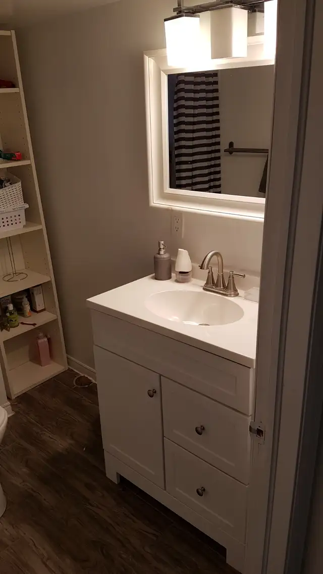 Private Room for Rent-Scarborough-Victoria Park Subway-April 1st - Photo 9
