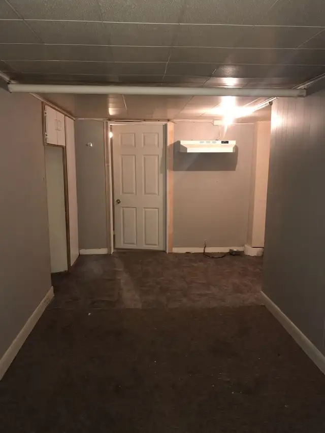 Espace de rangement à louer, chauffé/sécurisé 213 des pins E. - Photo 5