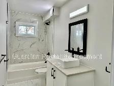 3 Bedroom, 1 Bath Unit - 141A Frederica St. E St. Unit 2 - $1995