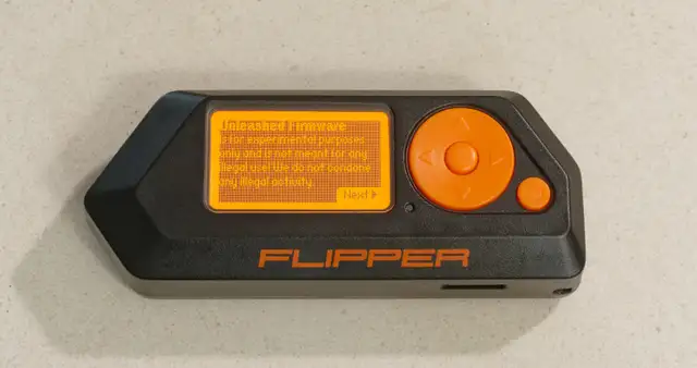 FLIPPER ZERO Édition Kick Starter Black Series - Photo 4