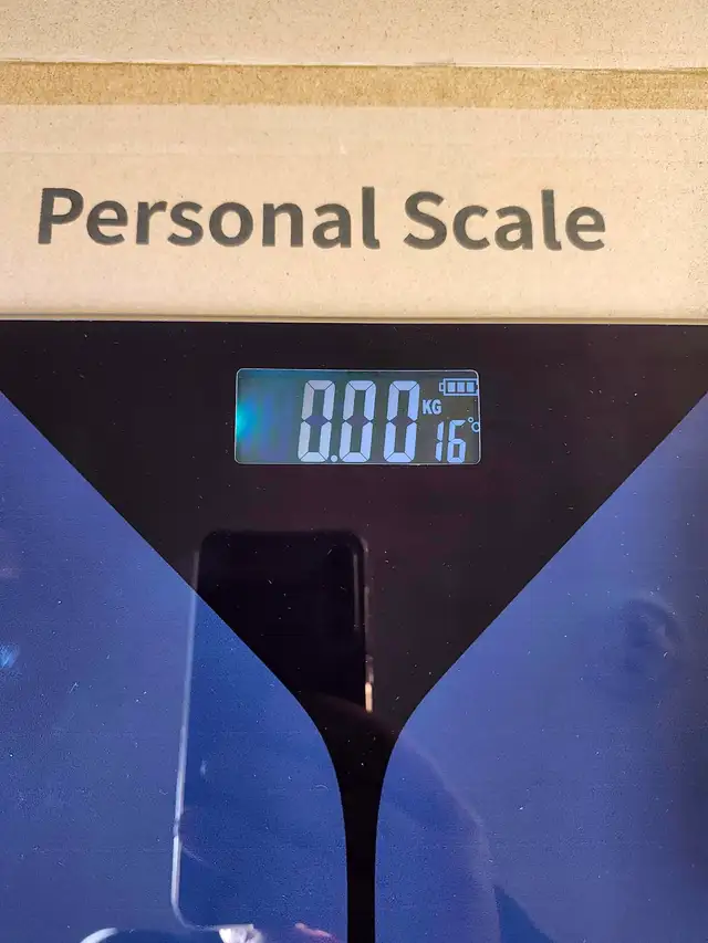 Digital Bathroom Scales: Temperature, Battery Indicators, Kg/Lb, - Photo 2