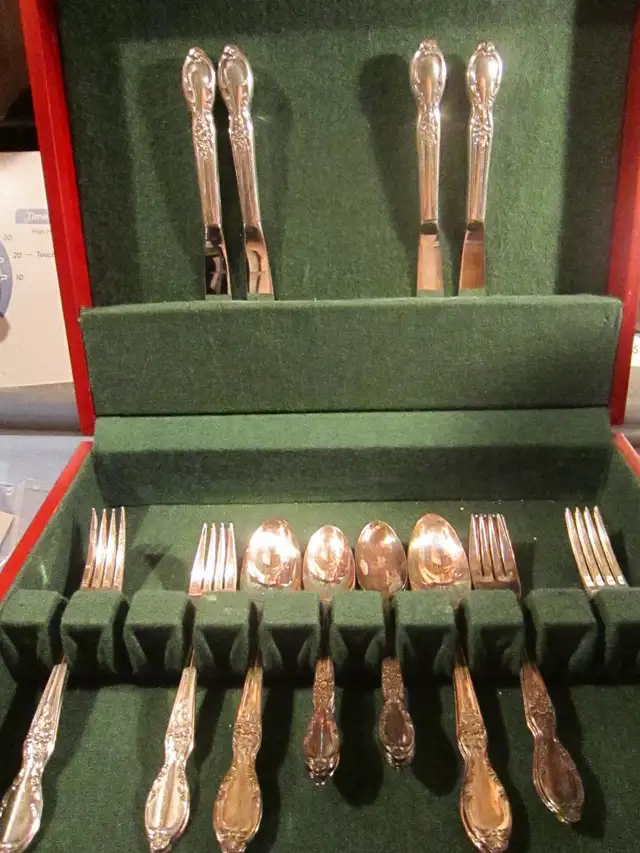 #82  VICTORIAN silverware set for 4 - Photo 2