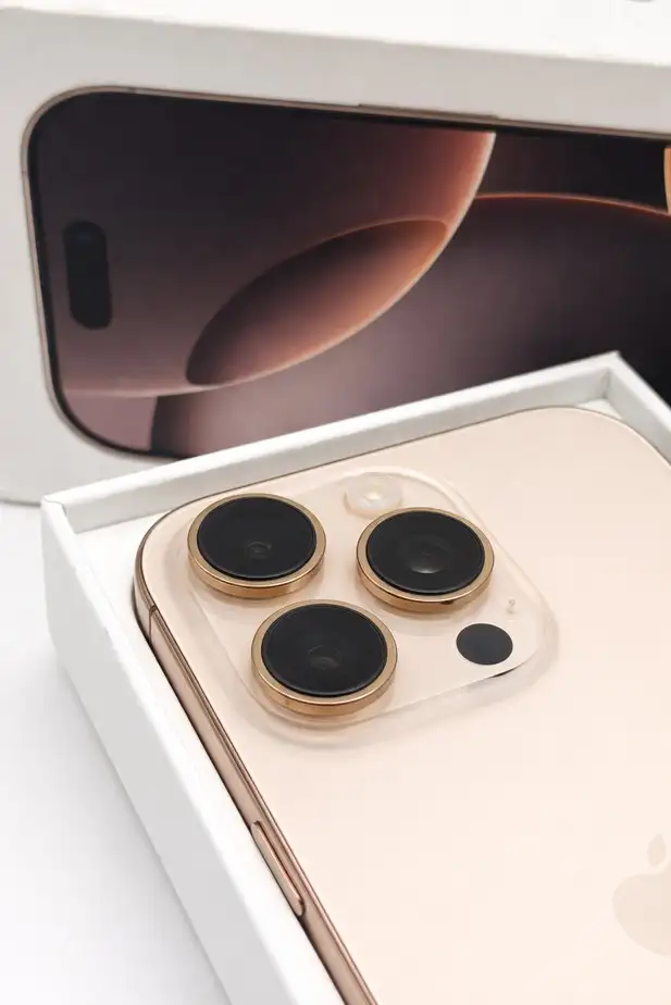 Apple iPhone 16 Pro 1TB - Desert Titanium - $1149 - Photo 10