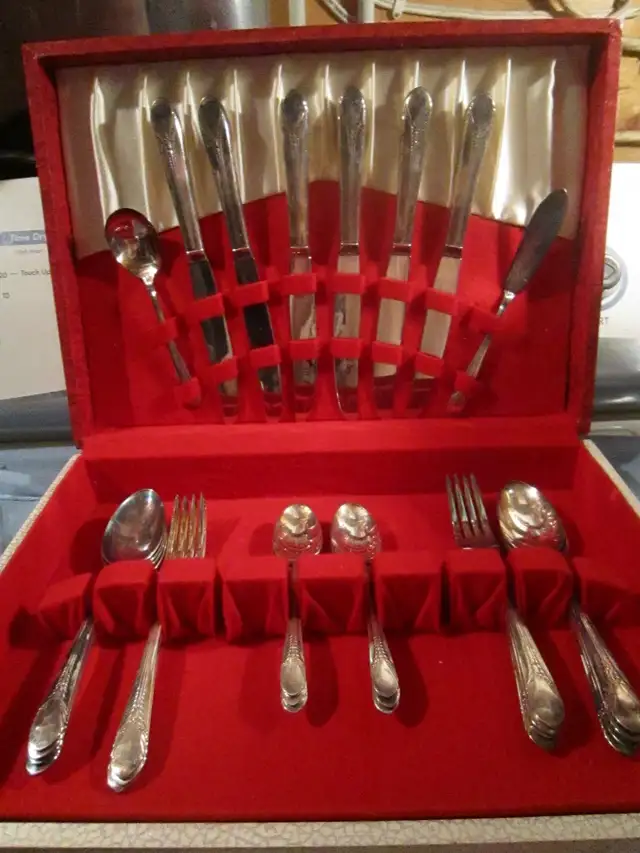 #56-162  INHERITANCE silverware set for 6 - Photo 2